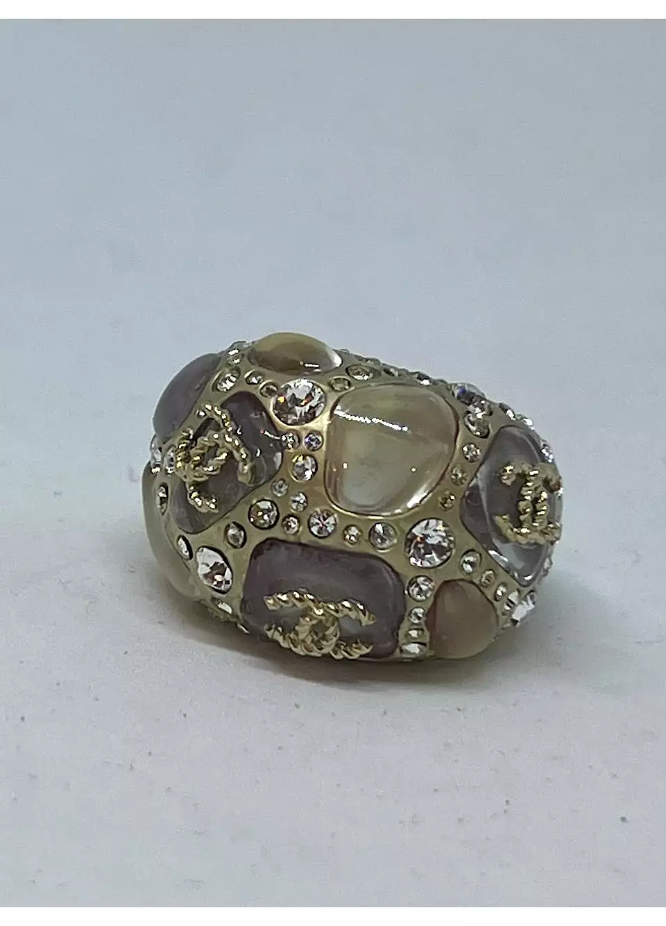 Chanel 12C 2012 Cruise Pale Gold Gripoix Crystal Opaque Lilac CC Ring EU 52 US 6