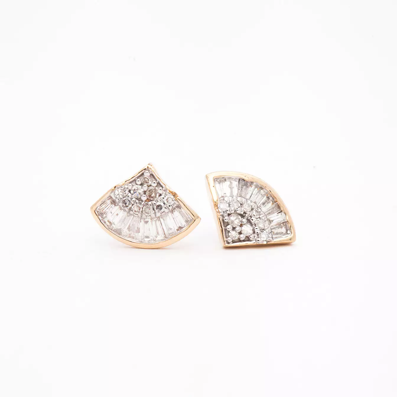 Deco Baguette Fan Studs