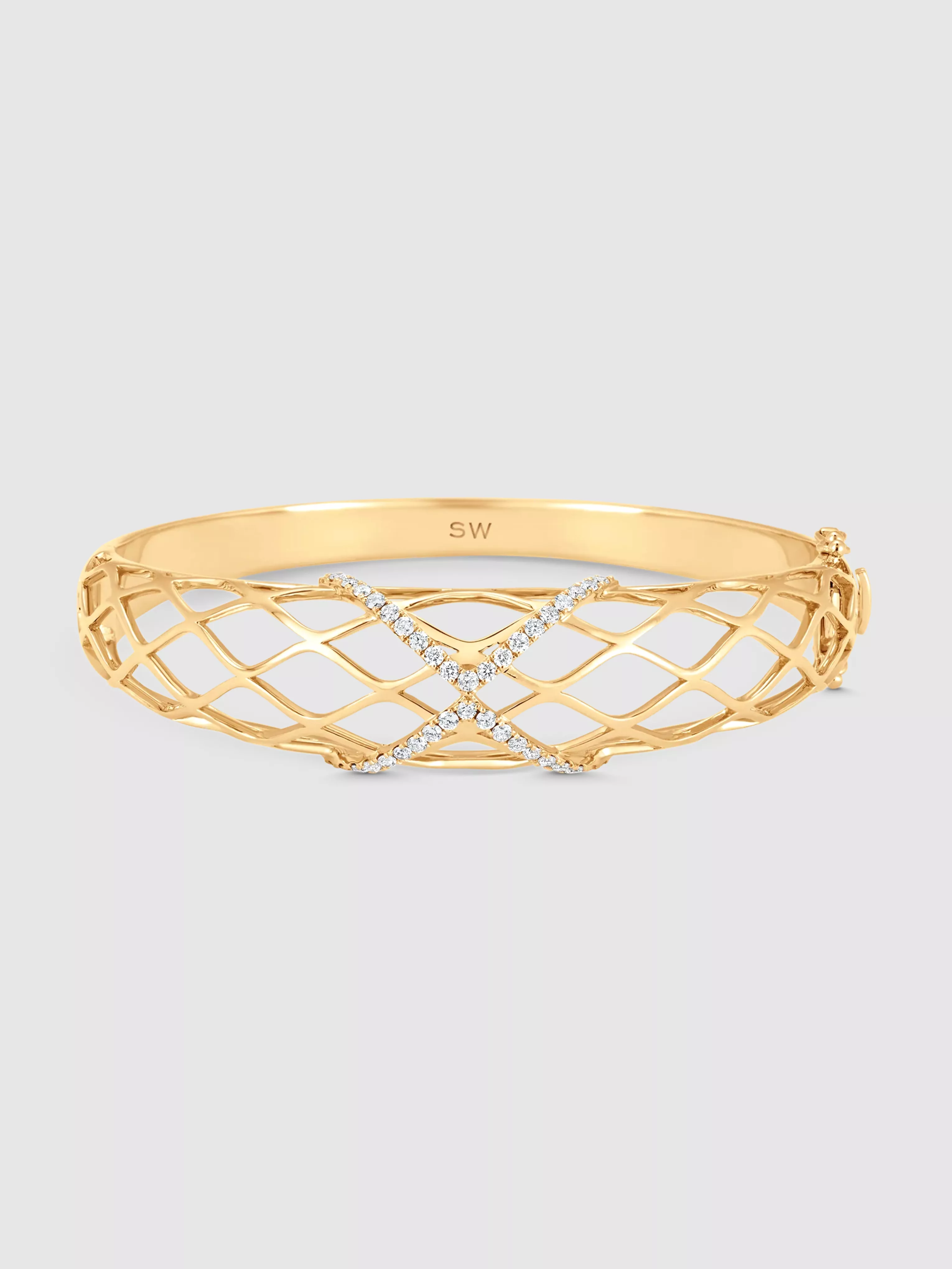 Dentelle Yellow Gold White Diamond Wave Bangle