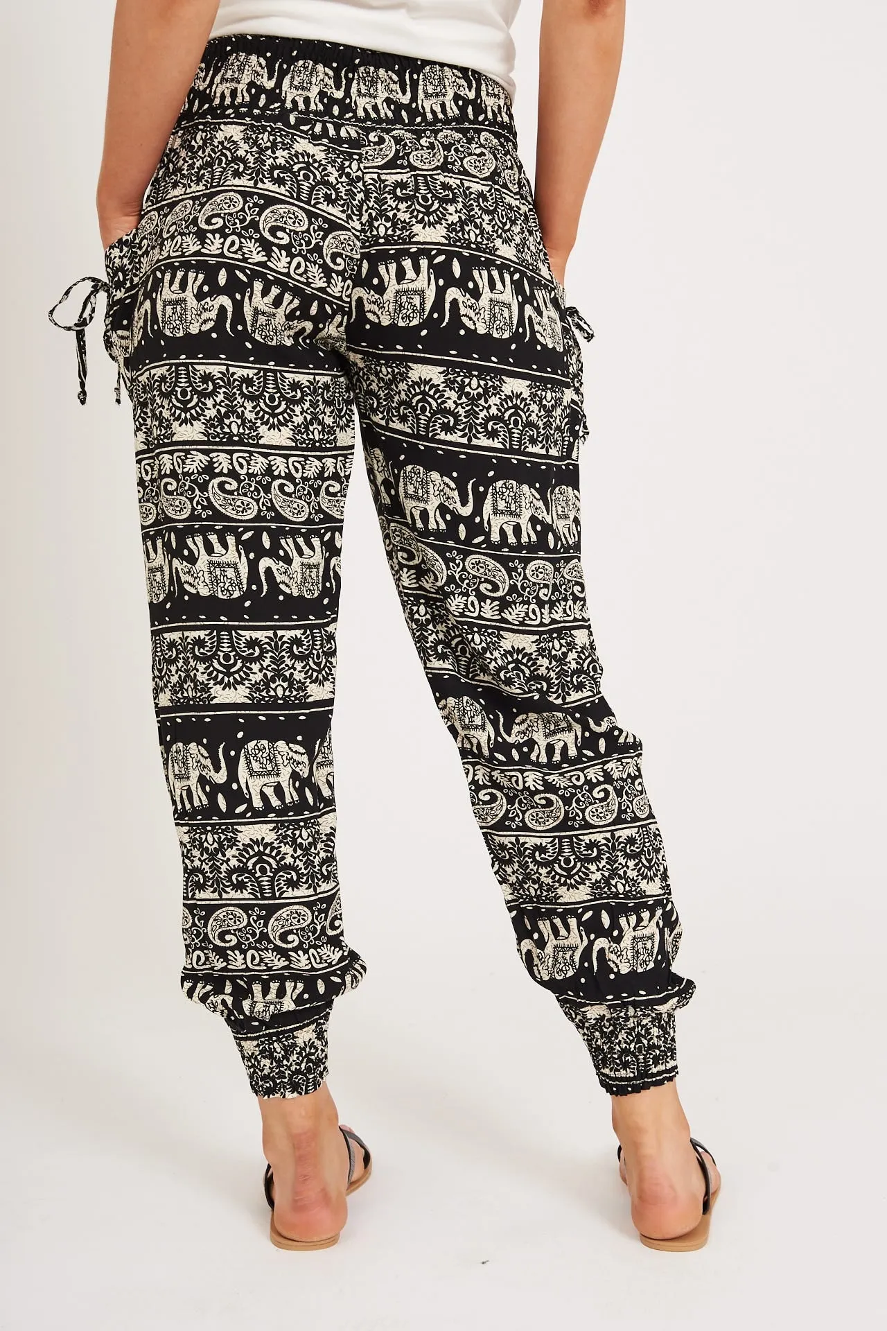 Gabby Lounge Pants in Black with Beige