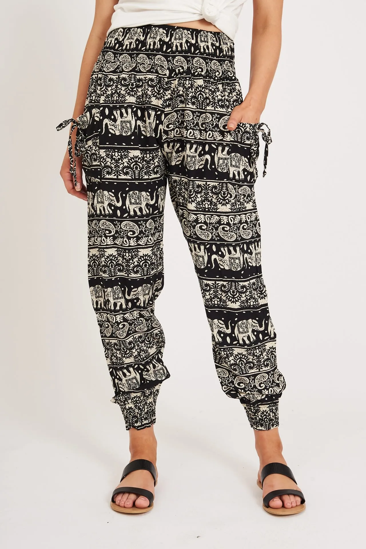 Gabby Lounge Pants in Black with Beige