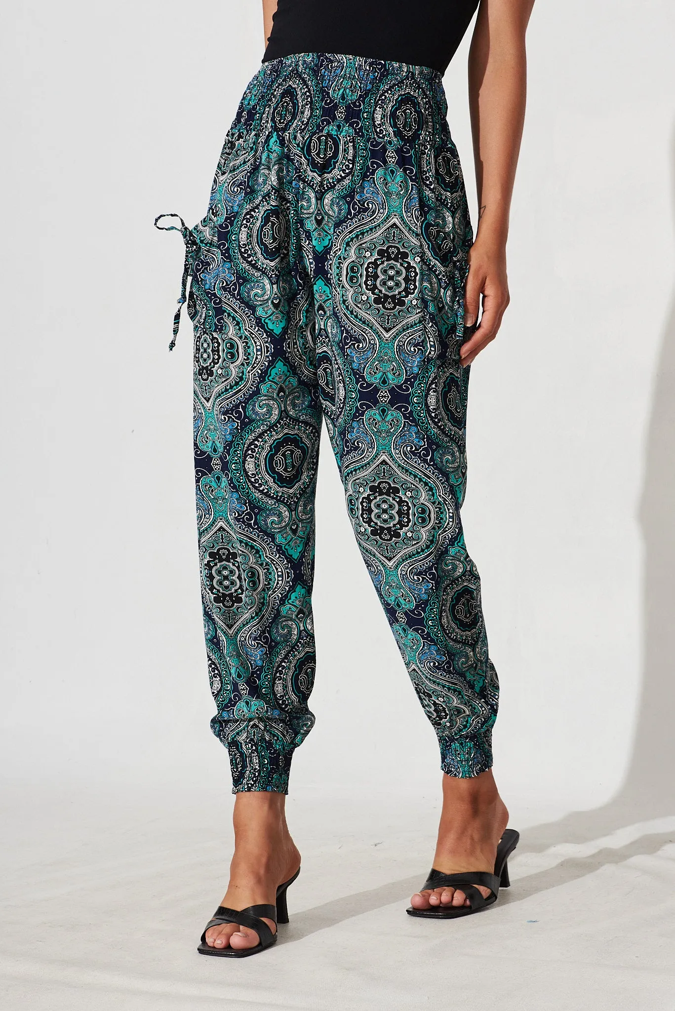 Gabby Lounge Pants In Teal Paisley Print