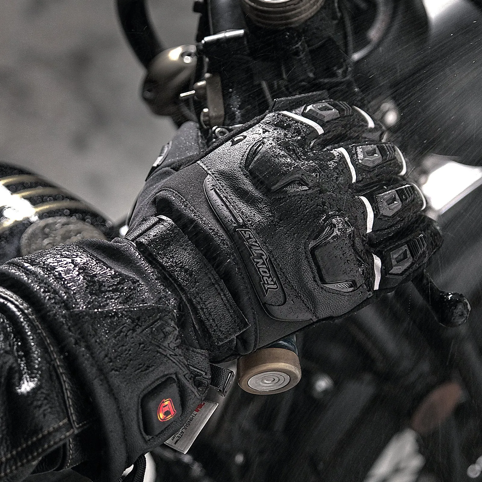 Gauntlet Heated Motorcycle Gloves | JIA13H