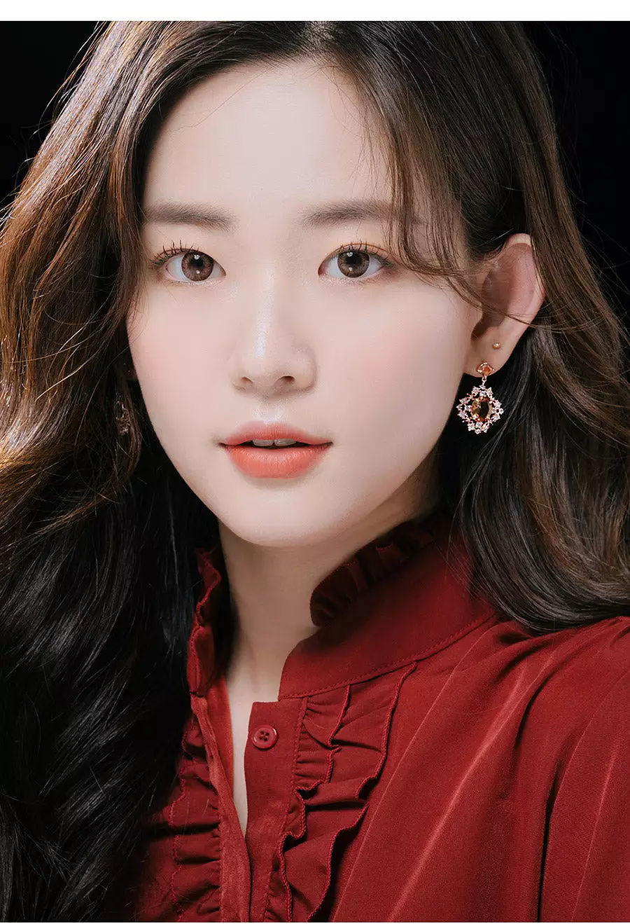 IU Magic Hour Crystal Earrings Korean Jewelry Changed Colors Womens Accessories Luxury Fashion Dating Clubber Elegant Wedding Di